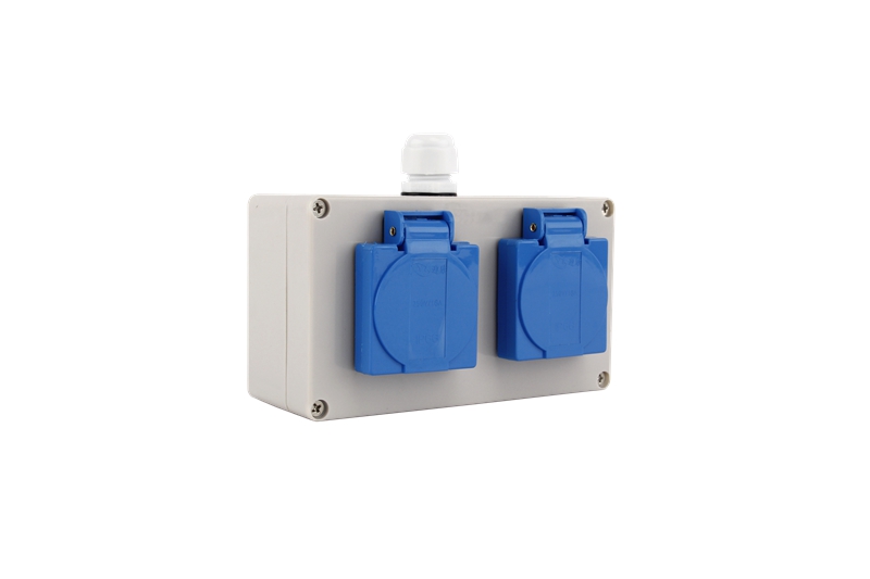 Waterproof socket box